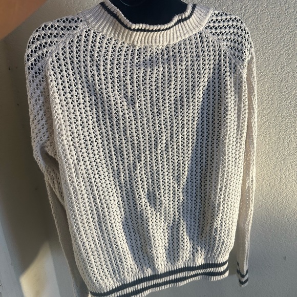 121. Fishnet Jacket - Picture 4 of 5